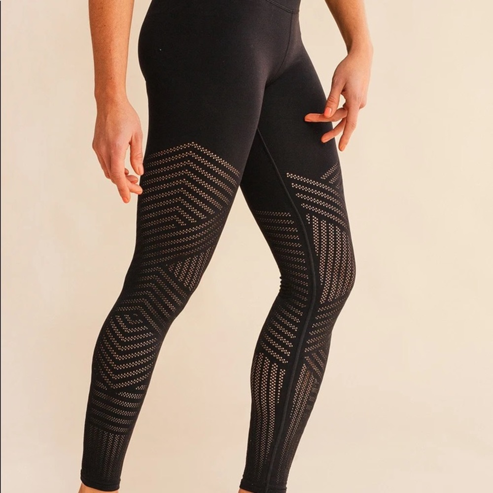 Lululemon Reveal Mesh Tights